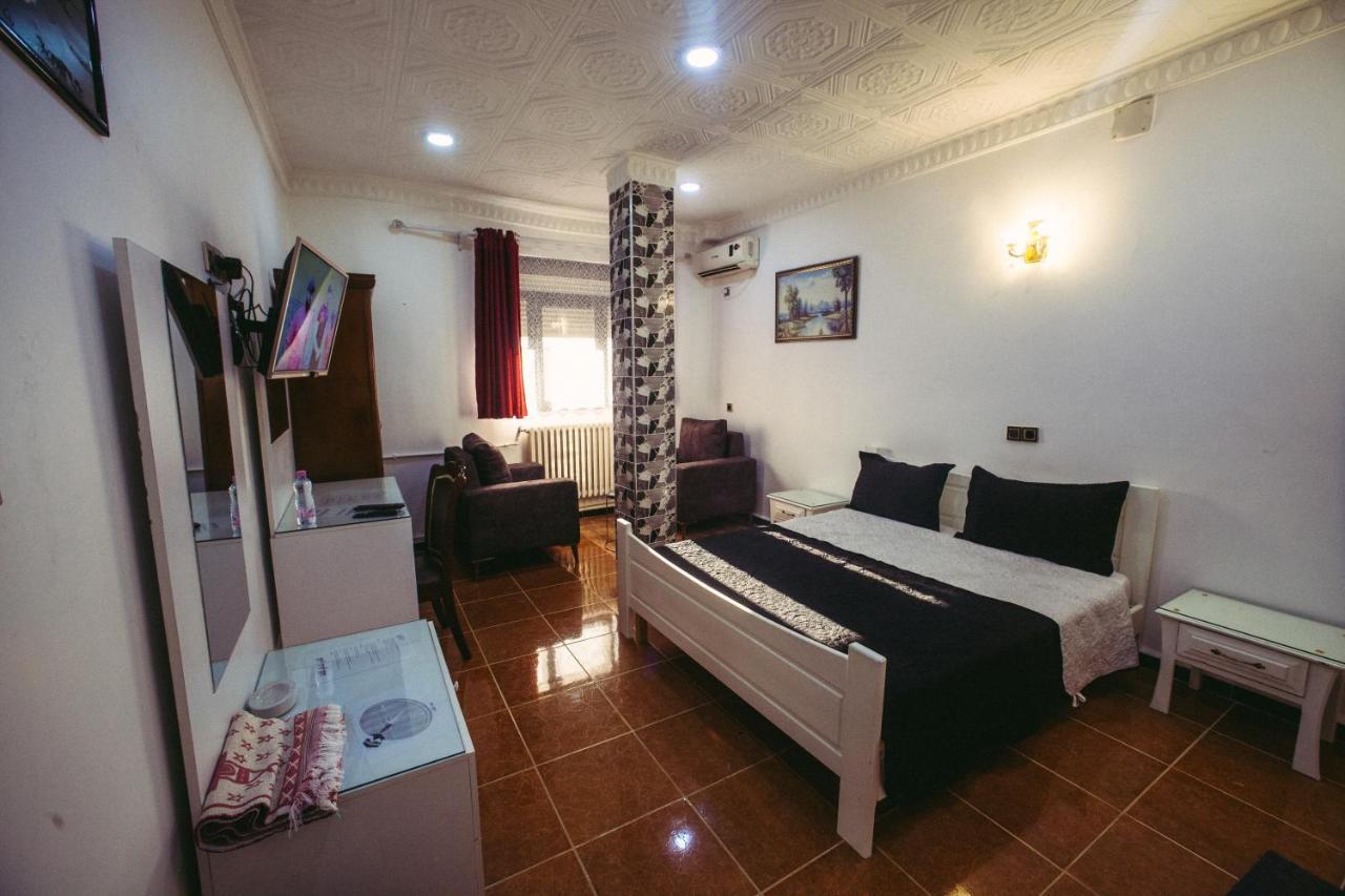 Hotel Residence El Mahdi בטנה מראה חיצוני תמונה