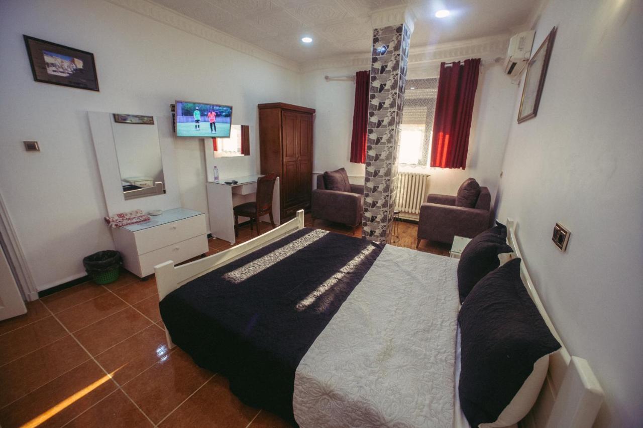 Hotel Residence El Mahdi בטנה מראה חיצוני תמונה